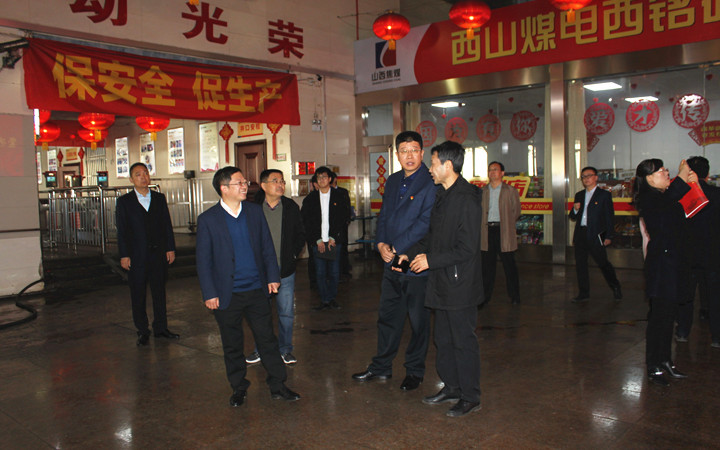 参观1.jpg